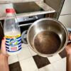 Как очистить кастрюлю от пригоревшего молока и кипятить молоко правильно?