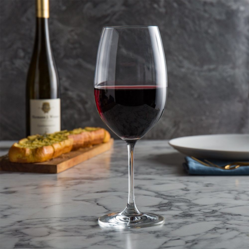 Как выбрать бокалы для красного и белого вина